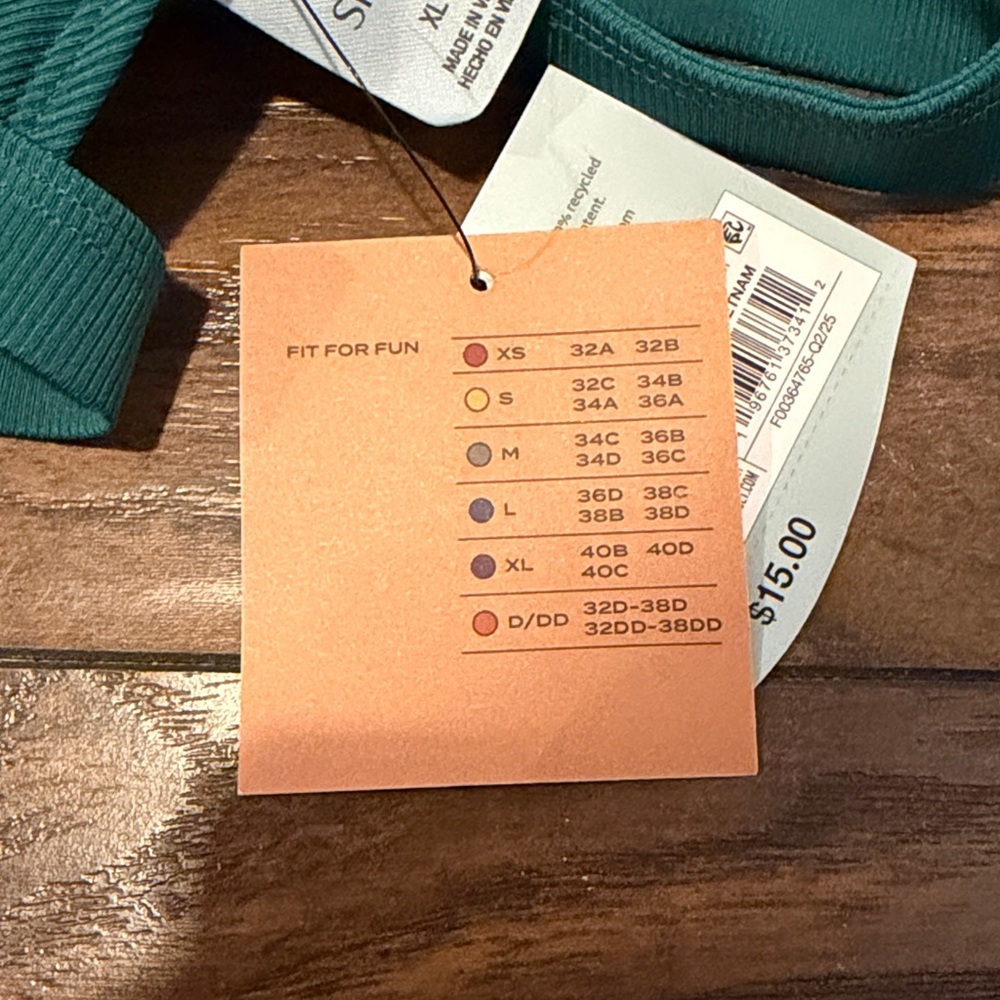 Shade&Shore Medium Green swim Top NWT **$1 if you buy w/ a regular priced item** - Picture 6 of 6
